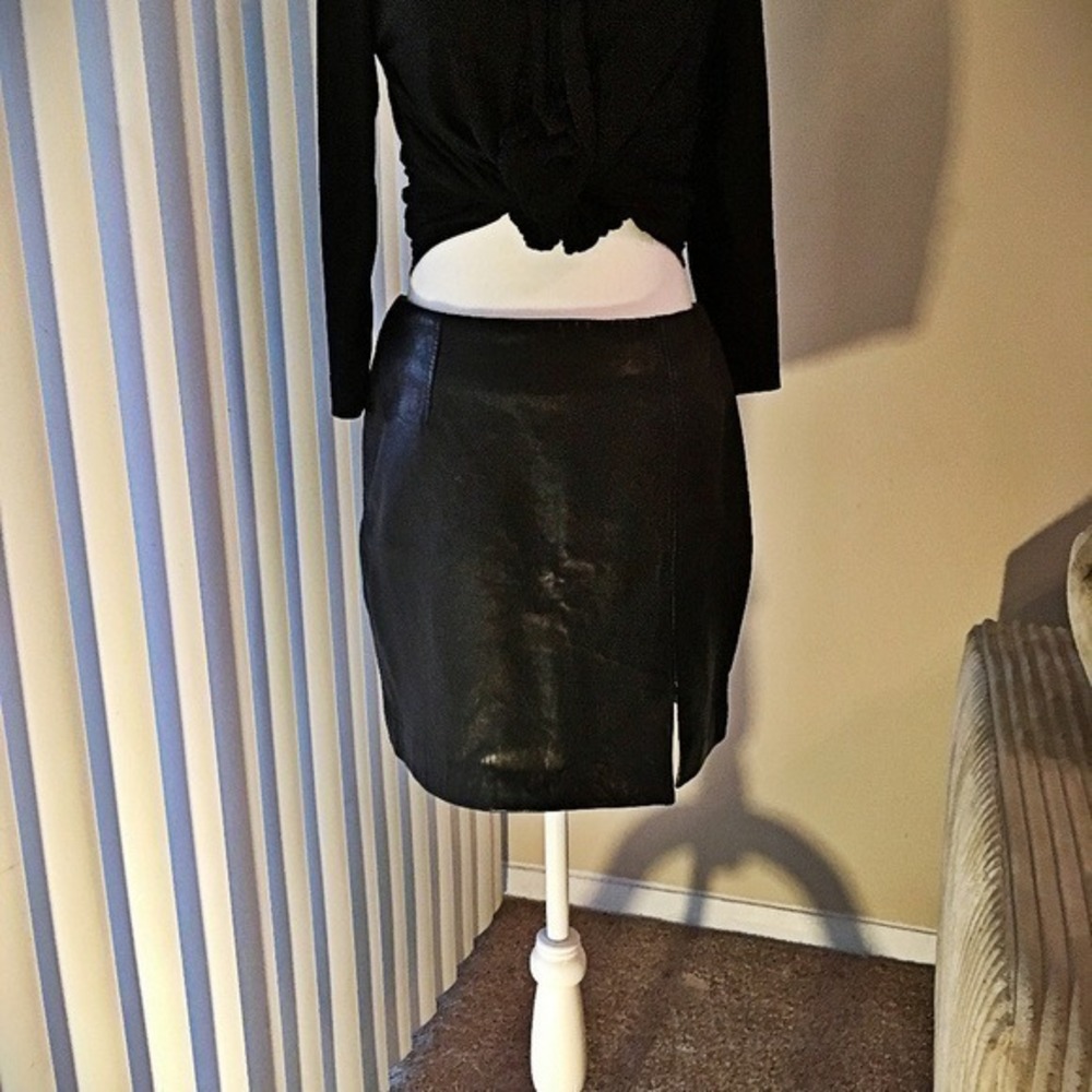 Express Black Genuine Leather Mini Skirt High Waisted Side Slit Size 28"